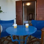 Nikoleta Sifnos *