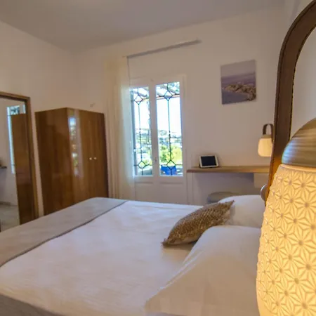 Nikoleta Studios Apollonia (Sifnos)