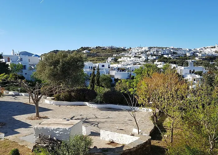 Nikoleta Sifnos Apollonia